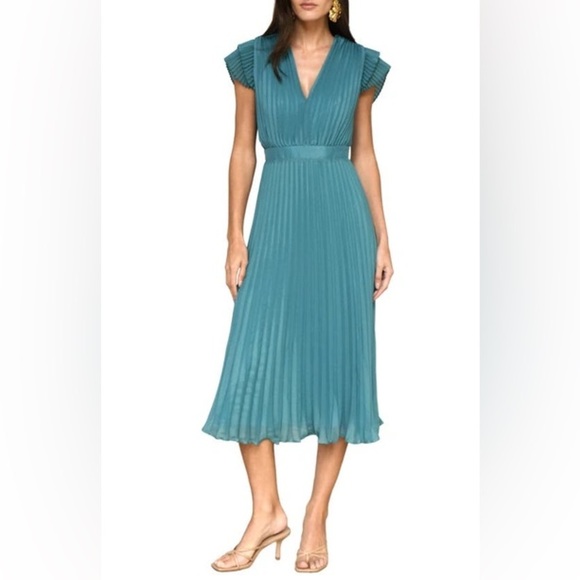Adelyn Rae Daisy Pleated Tie Back Midi Dress In Teal - Picture 1 of 7